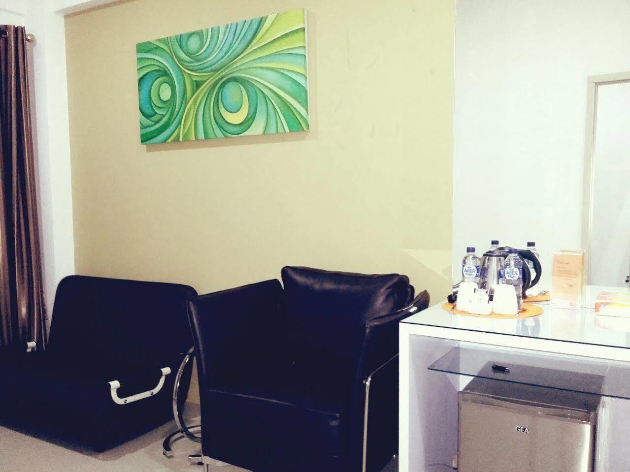 Myrooms Бекаси Екстериор снимка