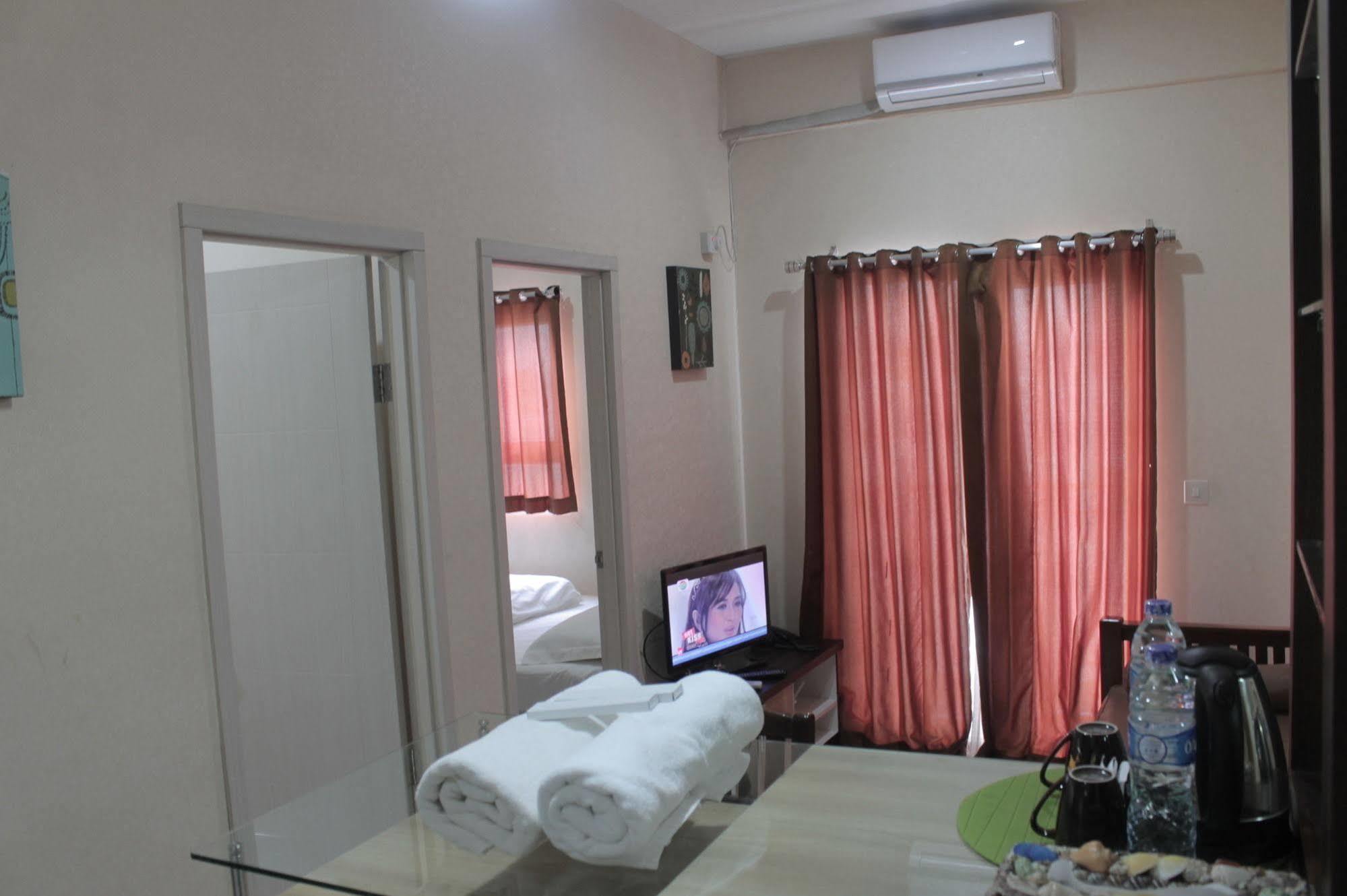 Myrooms Бекаси Екстериор снимка