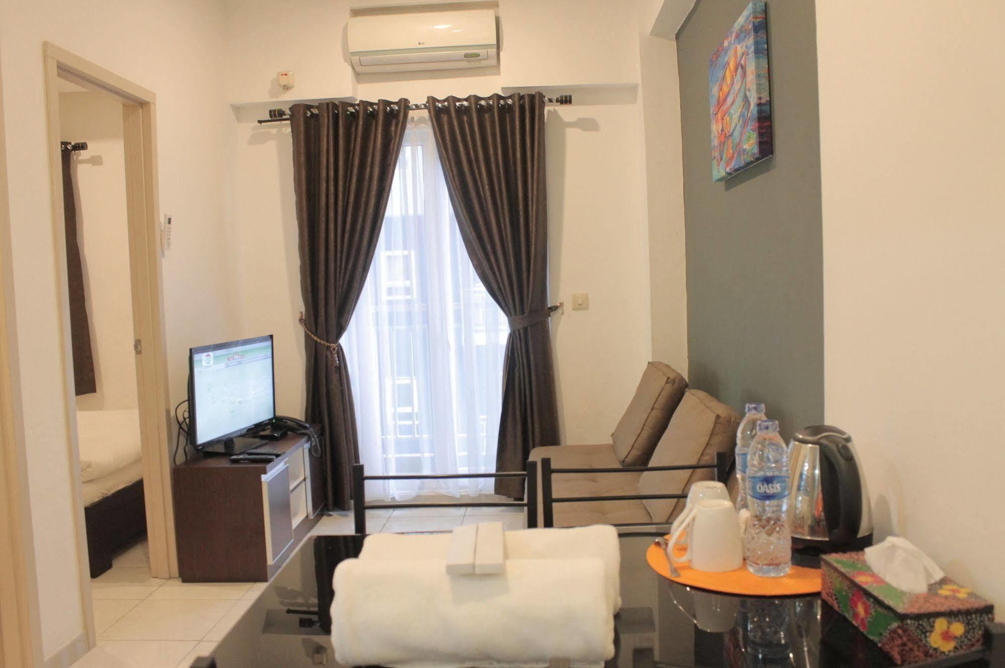 Myrooms Бекаси Екстериор снимка