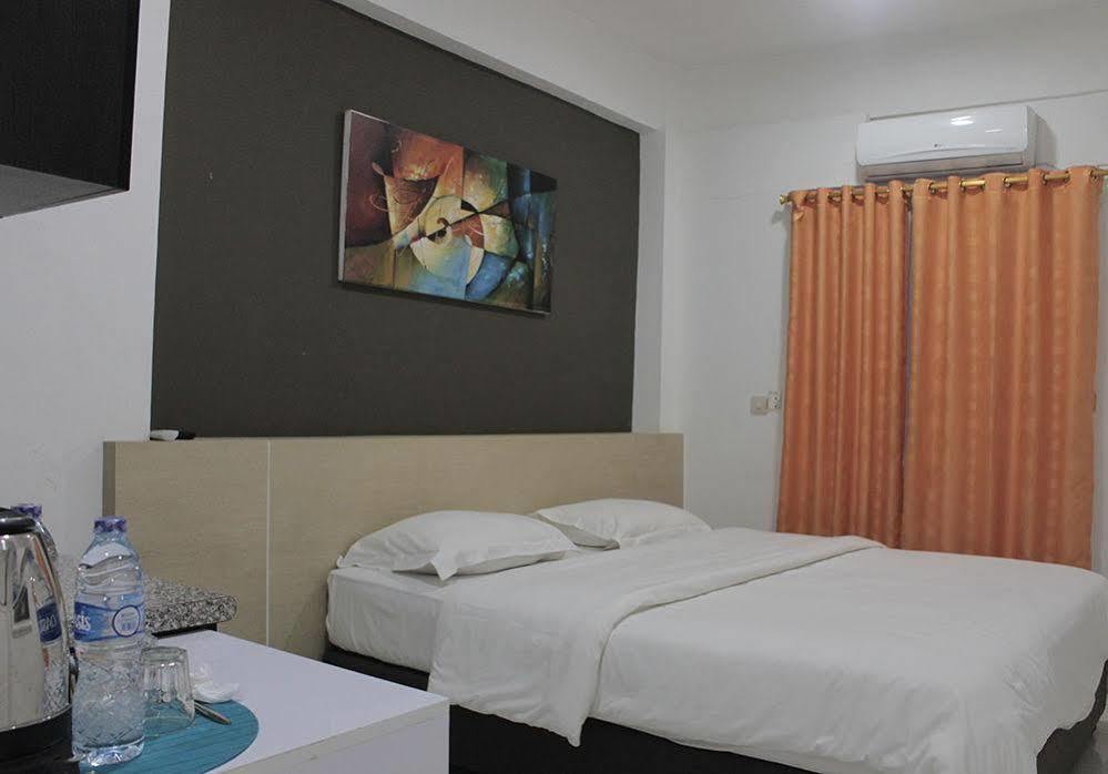 Myrooms Бекаси Екстериор снимка